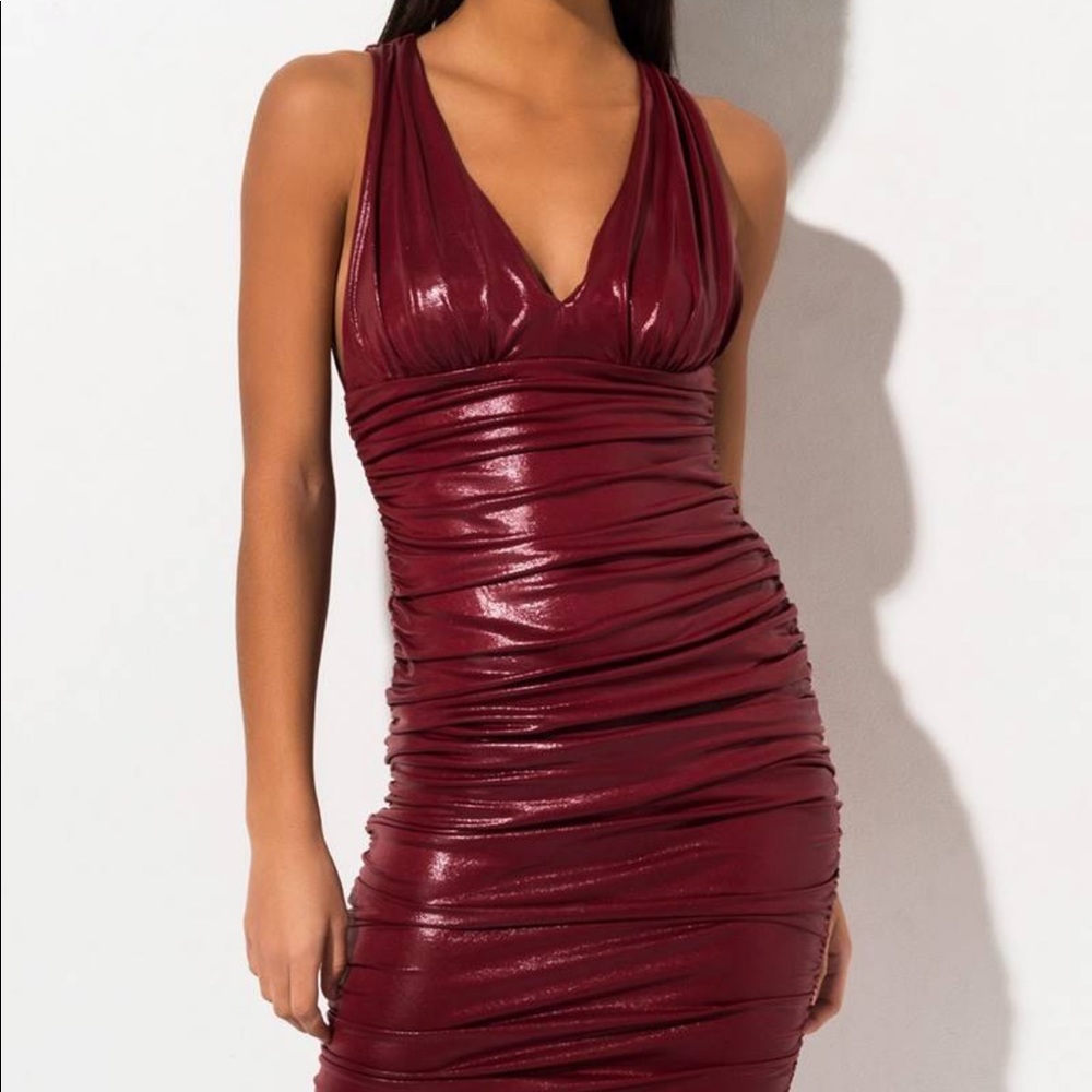 Dress - Picture 2 of 5